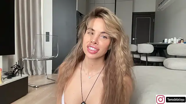 diffgirls2 online show from 11.14.25