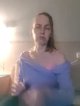 Evelina cute online show from 11.30.25