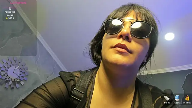 AmberGreyy  online show from 09.13.25