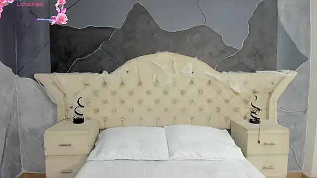 AmberGreyy  online show from 10.14.25