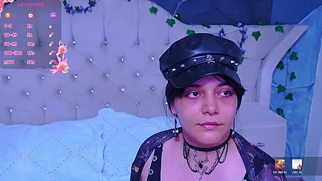 AmberGreyy  online show from 04.23.26