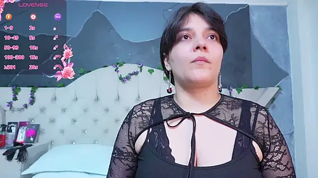 AmberGreyy  online show from 04.26.26