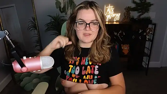 rodeobrii online show from 10.14.25