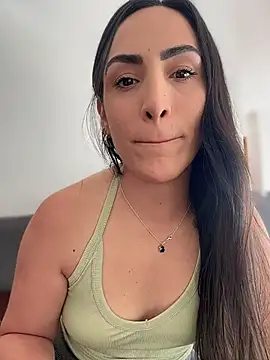 Snapshot of alessandra-a chatting on 03.15.26 alessandra-a online show from 03.15.26