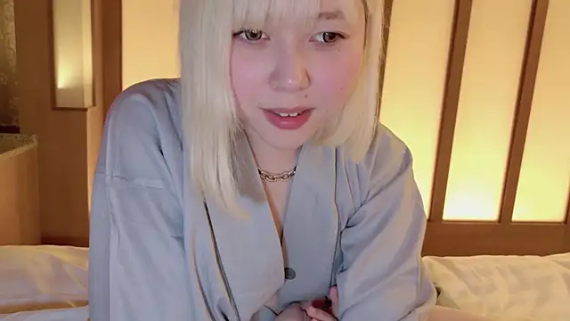 NANAchan R online show from 02.11.25