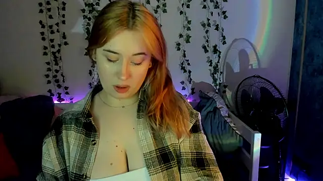 Emily Gin online show from 02.12.25