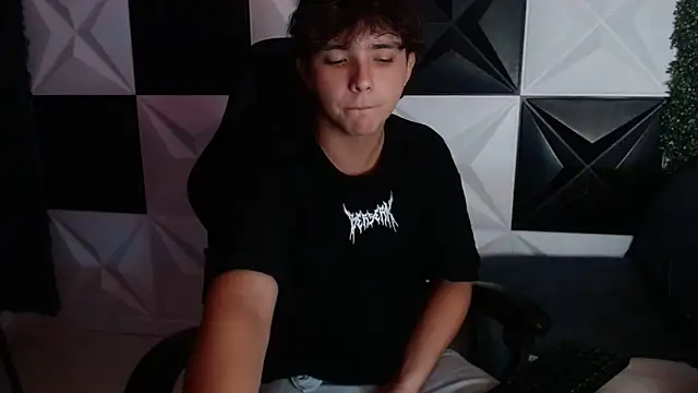 Dani cumboy online show from 01.08.25