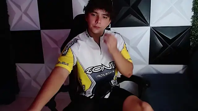 Dani cumboy online show from 01.10.25