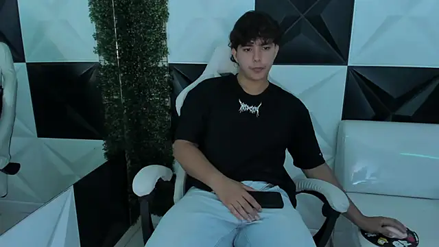 Dani cumboy online show from 11.19.25