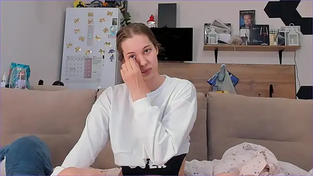 Girl alone home online show from 04.20.26