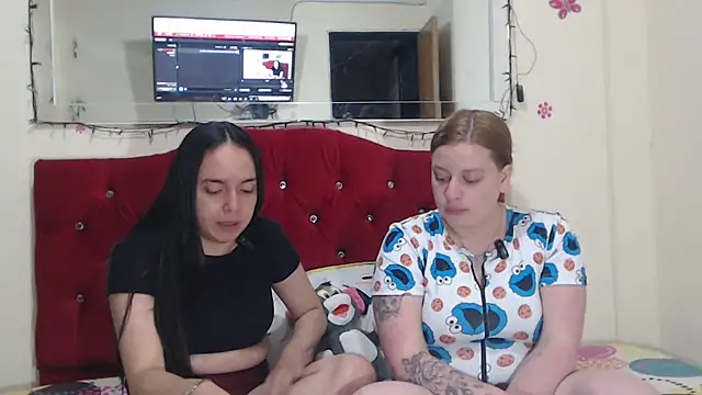 Snapshot of Lola_barbara chatting on 01.18.25 Lola barbara online show from 01.18.25