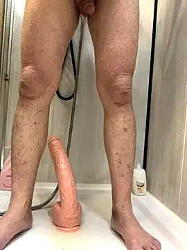 Snapshot of Bigtoyaddict chatting on 11.03.25 Bigtoyaddict online show from 11.03.25