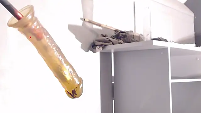 Snapshot of Bigtoyaddict chatting on 11.13.25 Bigtoyaddict online show from 11.13.25