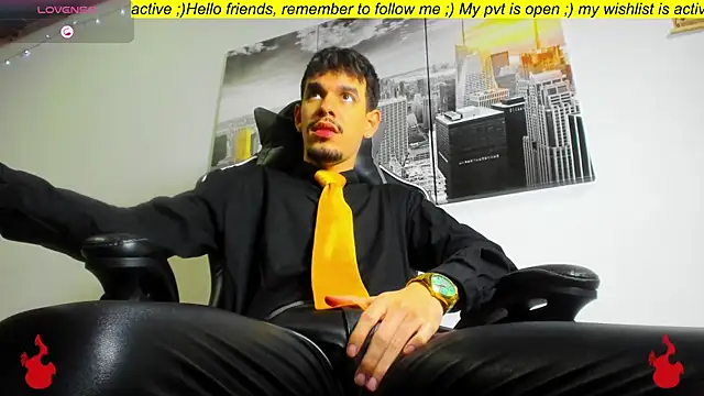 Snapshot of BRAYHAMBROWN chatting on 11.20.25 BRAYHAMBROWN online show from 11.20.25