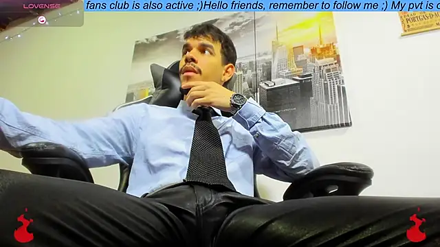 Snapshot of BRAYHAMBROWN chatting on 11.21.25 BRAYHAMBROWN online show from 11.21.25