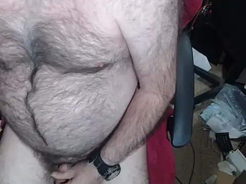 Snapshot of sohorneydad13 chatting on 12.20.25 sohorneydad13 online show from 12.20.25