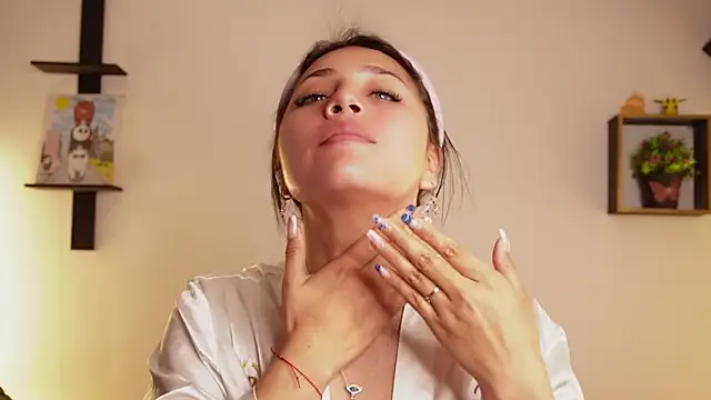 Sophy SmileSweet online show from 10.14.25