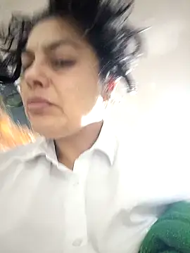 Snapshot of Lust_Mom41 chatting on 12.10.24 Lust Mom41 online show from 12.10.24