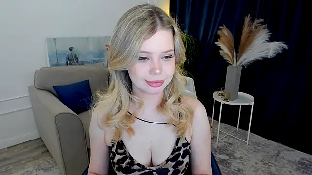 FollowLovee online show from 05.06.26