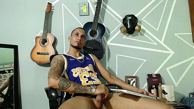 MagnusFrost online show from 02.04.25