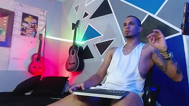 MagnusFrost online show from 10.20.25