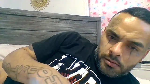 Houstonslong1 online show from 01.18.25