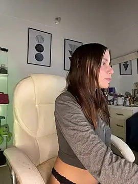 Snapshot of LynnSam_ chatting on 01.26.25 LynnSam online show from 01.26.25