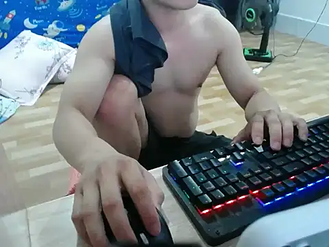 Snapshot of Cloudycockcare chatting on 02.01.26 Cloudycockcare online show from 02.01.26