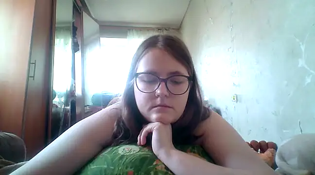 Snapshot of DesireMelissa chatting on 03.14.25 DesireMelissa online show from 03.14.25