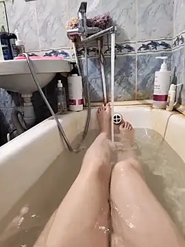 Snapshot of DesireMelissa chatting on 11.15.25 DesireMelissa online show from 11.15.25