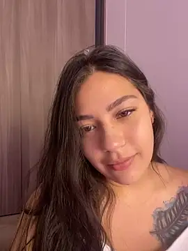 Snapshot of Latina_vanessa chatting on 02.02.25 Latina vanessa online show from 02.02.25