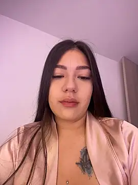 Snapshot of Latina_vanessa chatting on 03.04.25 Latina vanessa online show from 03.04.25