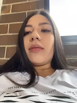 Latina vanessa online show from 05.04.26