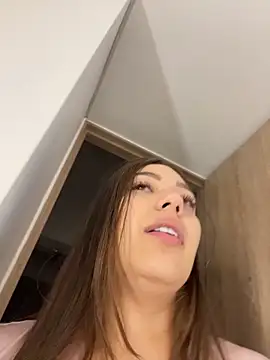 Latina vanessa online show from 06.11.26