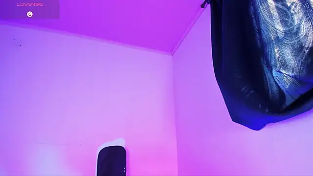 Leticia brownn1 online show from 03.12.25