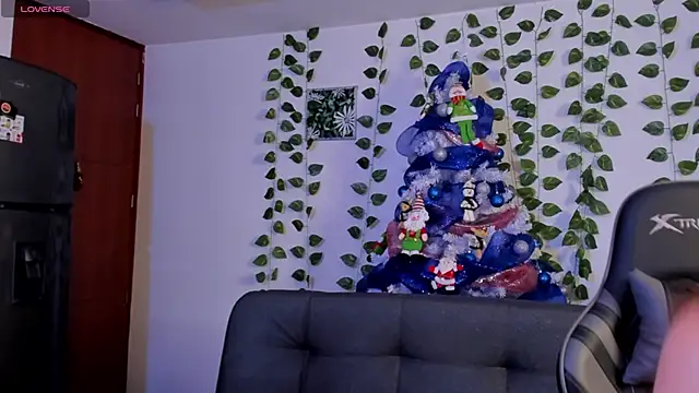 Amypond   online show from 12.27.24