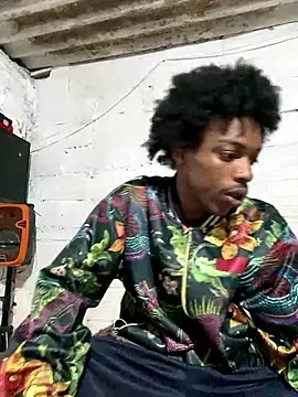 Larry-n-clouds online show from 12.21.25