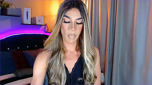 camila hootie online show from 01.12.25