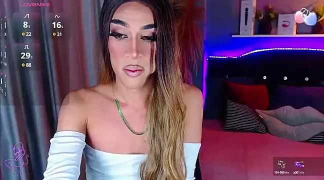 camila hootie online show from 03.10.25