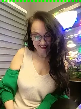 Snapshot of CamilleDesire chatting on 02.11.25 CamilleDesire online show from 02.11.25