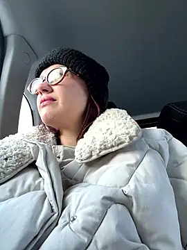 RinaCat online show from 01.14.26