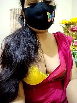 Snapshot of Ameera19 chatting on 02.11.26 Ameera19 online show from 02.11.26