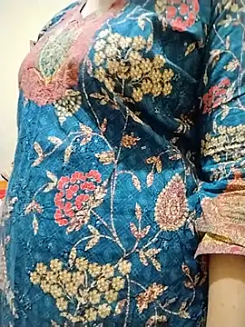 Ameera19 online show from 05.13.26