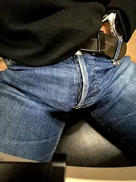 alessandroman2114 online show from 12.22.25