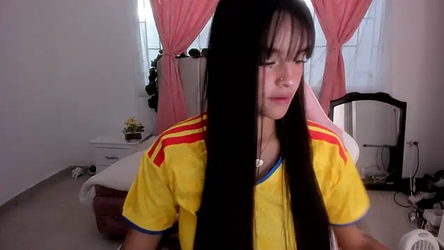 keiilaa online show from 06.17.26