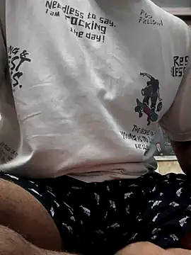 Snapshot of mrtoy121 chatting on 09.12.25 mrtoy121 online show from 09.12.25