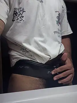 Snapshot of mrtoy121 chatting on 10.14.25 mrtoy121 online show from 10.14.25