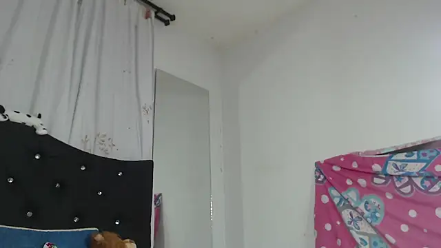 nikol winick online show from 02.05.25