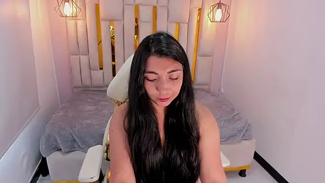 Karla hernandez  online show from 03.01.25