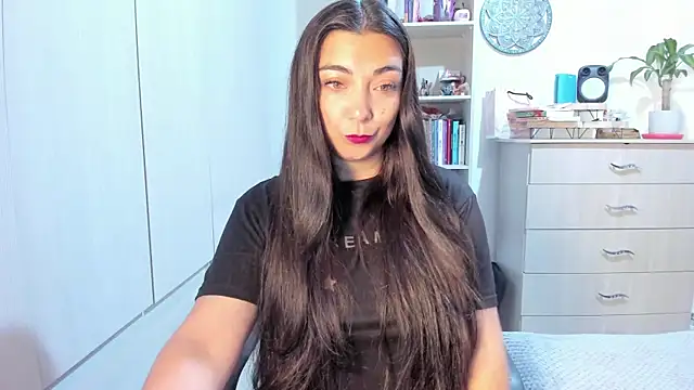 Snapshot of Karla_hernandez_ chatting on 07.14.26 Karla hernandez online show from 07.14.26